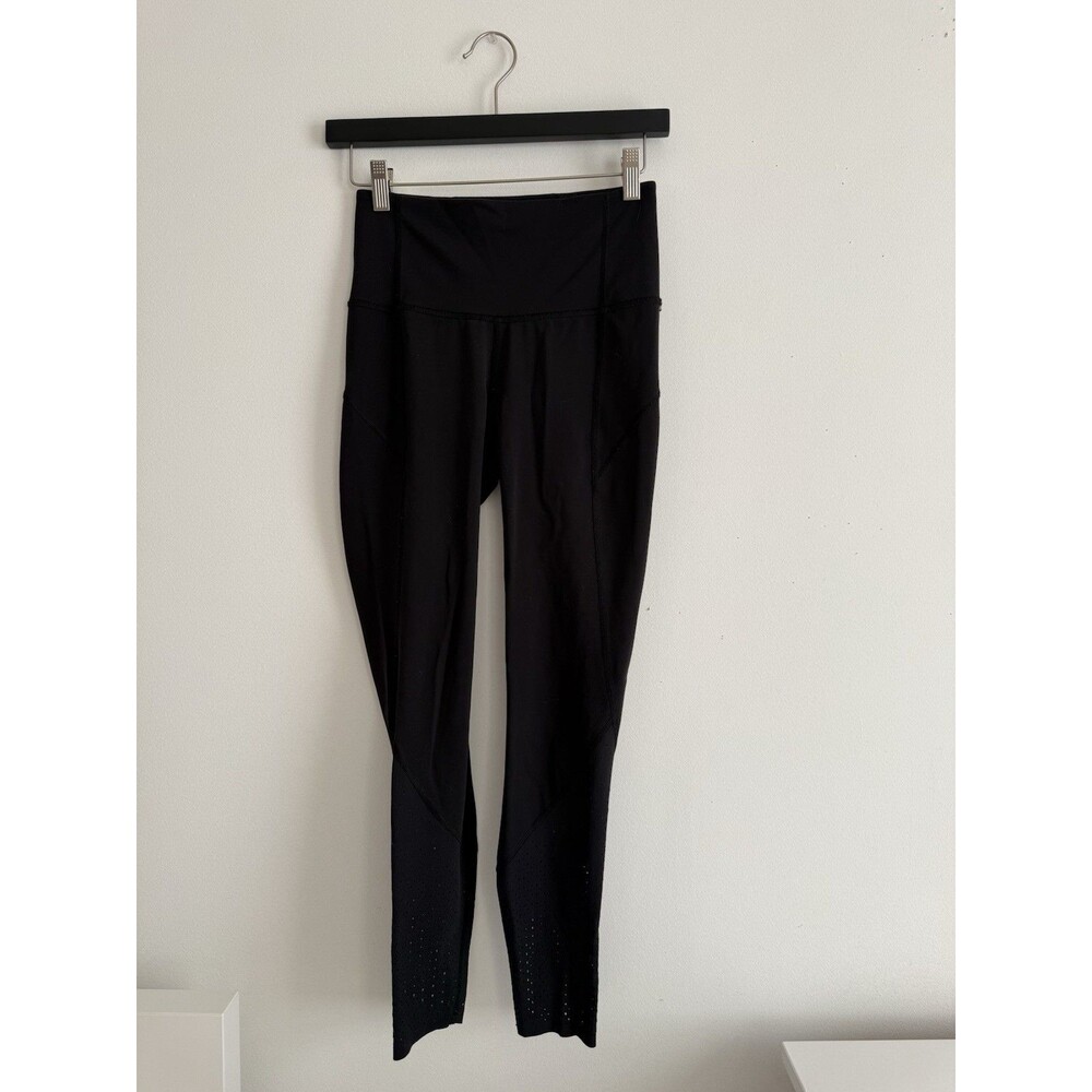 ✿ Lululemon Black High Rise Leggings Perforated Athleisure Yoga Pants Size 4 Blk